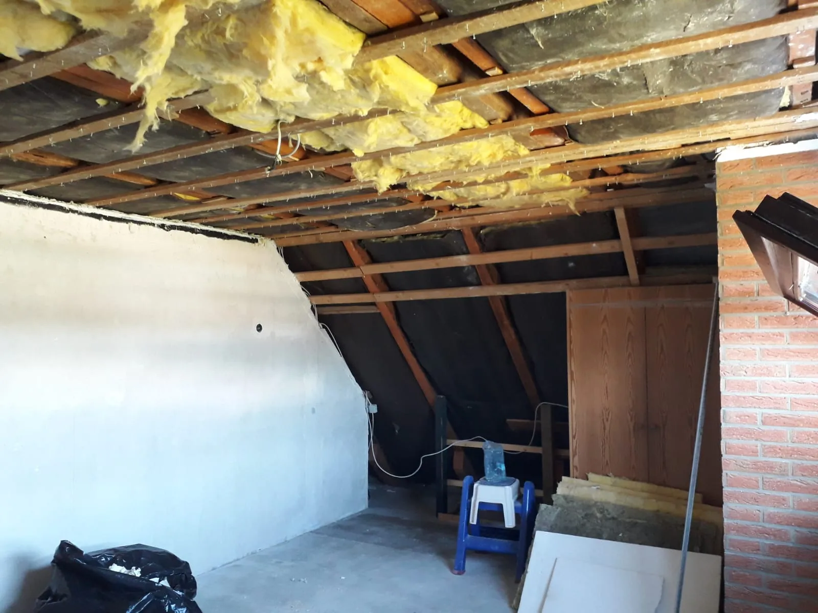 Dachstuhl Altbau entkernt